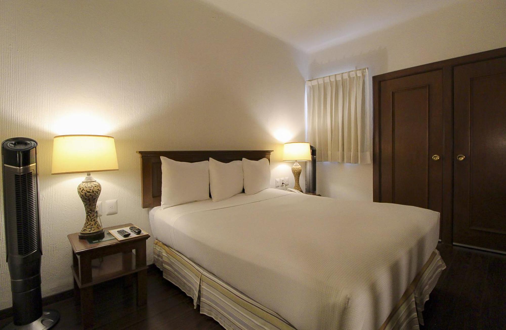 Hotel Casino Morelia Dış mekan fotoğraf